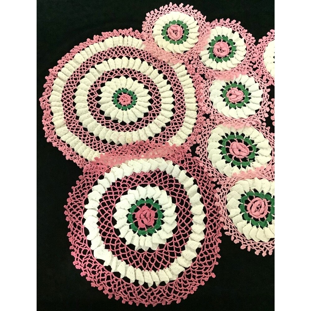 Estate Set of 11 Vintage Doilies Hand Crocheted White Ruffles Pink Roses Cottage - Picture 3 of 6